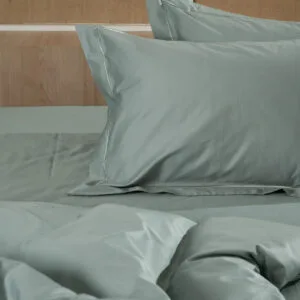 Omnia Flat Aqua Cotton-Satin Sheet, King Size (250×280)