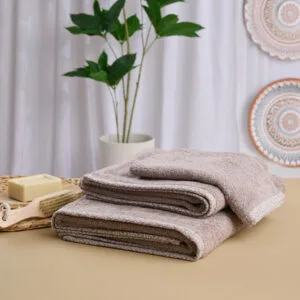 "Saluti" Solid-Color Towel by Rock Stone - Xeriwn 30x50
