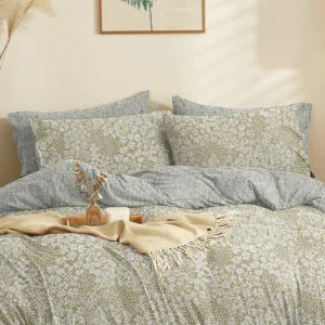 “Marta” Pansy Olive Duvet Cover - King Size 225x245