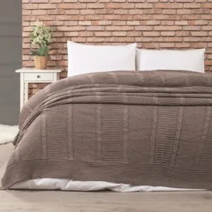“Edenhill” Brown Knitted Blanket